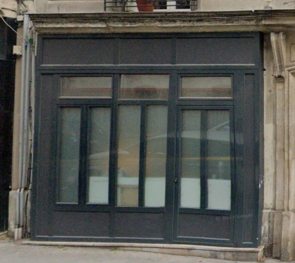 Location Immobilier Professionnel Local commercial Paris 75009