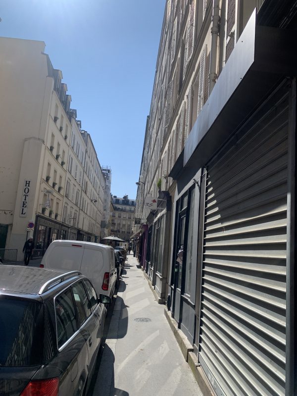 Location Immobilier Professionnel Local commercial Paris 75007